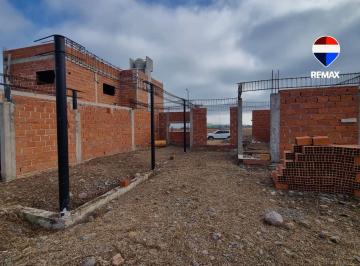 Casa · 80m² · 3 Ambientes · 1 Cochera · Casa en Construccion Venta Eko Distrito Cerrillos