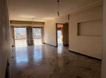 Departamento · 89m² · 3 Ambientes · Departamento 3amb C/dependencia y Patio