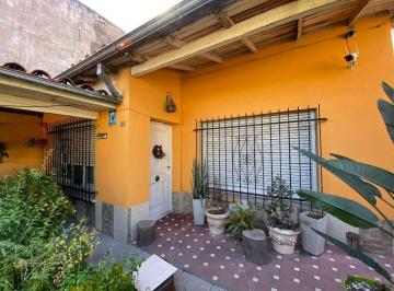 Casa · 124m² · 3 Ambientes · 1 Cochera · Venta Casa 3 Ambientes con Cochera Bernal Oeste