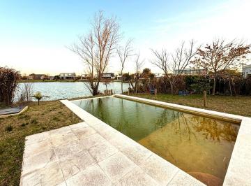 Casa · 174m² · 4 Ambientes · 2 Cocheras · Oportunidad Venta Casa a La Laguna Canton Norte