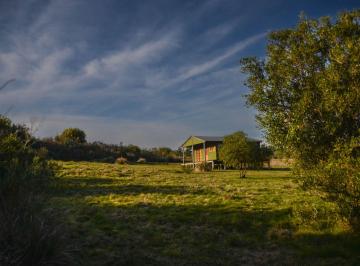 Campo · 72ha · Venta Chacra en Zona con Vistas, Dos Casas.