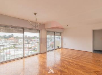 Departamento · 120m² · 4 Ambientes · 1 Cochera · Venta Apartamento 3 Dorm. en El Prado