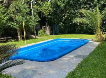 Quinta vacacional · 85m² · 3 Dormitorios · 3 Cocheras · Venta Casa Quinta 6 Amb. Villa Rosa Calle Asfaltada