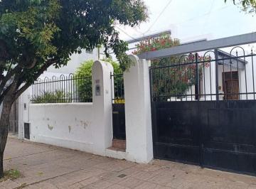 Casa · 160m² · 4 Ambientes · 1 Cochera · Venta Casa 3 Habitaciones 25 de Mayo y Necochea