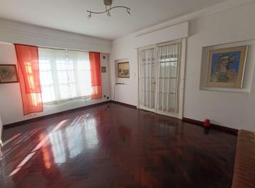 Casa · 122m² · 3 Ambientes · Venta Casa 3 Amb. + Dependencia Hurlingham Ap Cre