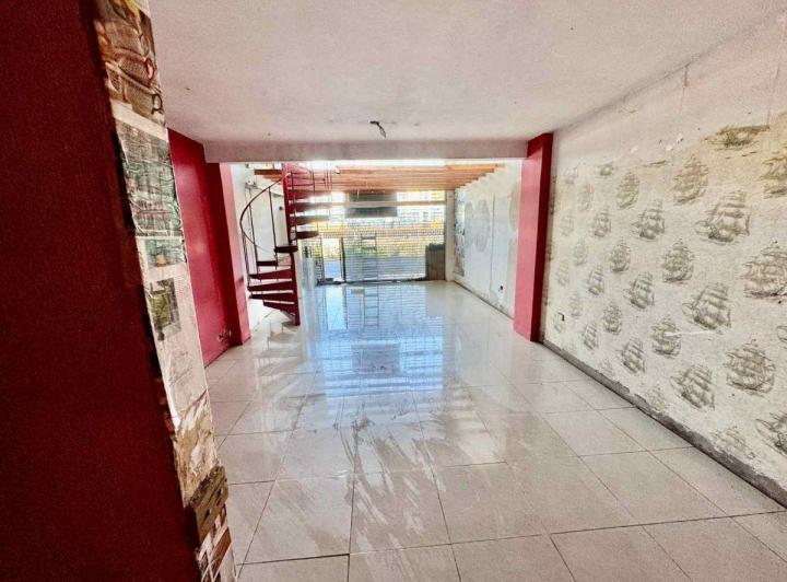 Local comercial · 49m²