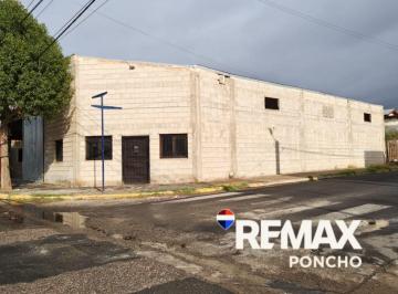 Bodega-Galpón · 276m² · Galpón en Alquiler de 276 m² Ubicado en Av Brasil