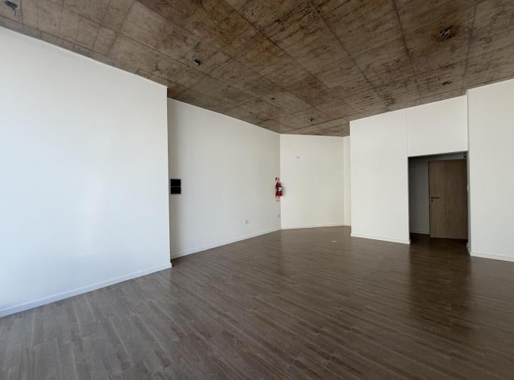 Local comercial · 57m² · 1 Ambiente