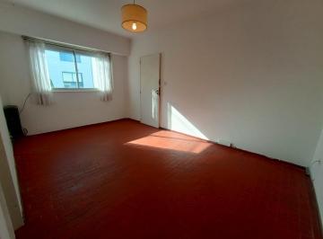 Departamento · 40m² · 2 Ambientes · Departamento en Alquiler Anual en La Perla