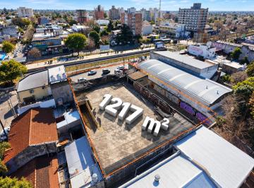 Depósito · 675m² · 10 Cocheras · Predio a La Venta en Ituzaingó