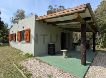 Casa · 90m² · 2 Ambientes · Casa de Dos Ambientes con Jardín, Santa Isabel, Mar del Plata.