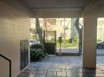 Departamento · 81m² · 4 Ambientes · 1 Cochera · Departamento 4 Amb + Coch Descubierta Beccar