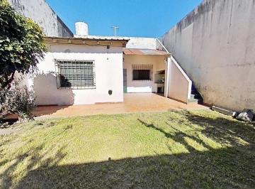 PH · 85m² · 4 Ambientes · PH de 4 Ambientes con Gran Jardín y Terraza | 165 m² Totales