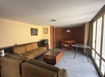 Casa de 8 ambientes, Villa Nueva · Casa en Alquiler Para Comercio/instituciones Villa Nueva