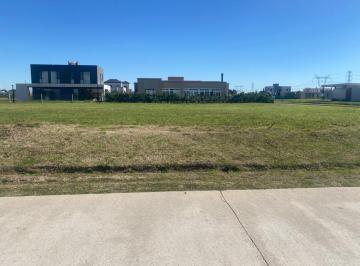Terreno · 742m² · Lote en Venta Barrio La Magdalena, Canning
