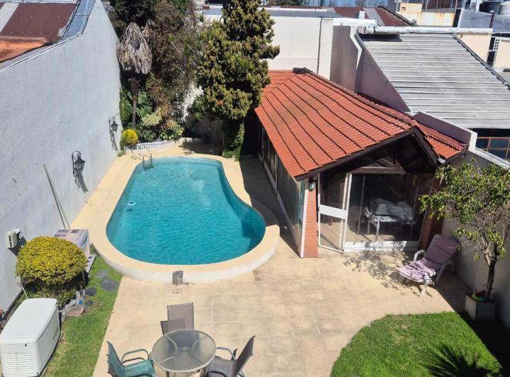 Casa · 569m² · 7 Ambientes · 3 Cocheras