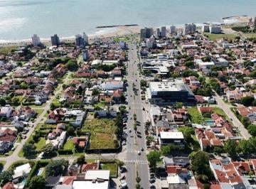 Terreno · 374m² · Venta Lote Parque Luro. Oportunidad