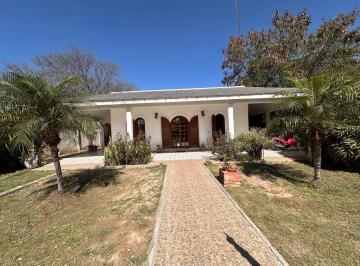 Casa · 390m² · 5 Ambientes · Casa en Santiago del Estero