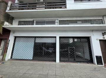 Local comercial · 141m² · 4 Ambientes · Local Comercial, Apto Uso Profesional en Calle San Juan