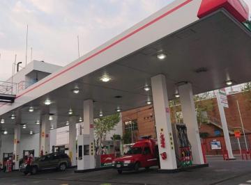 Local comercial · 730m² · Local en Venta - 4 Baños - 1192 m - Avellaneda