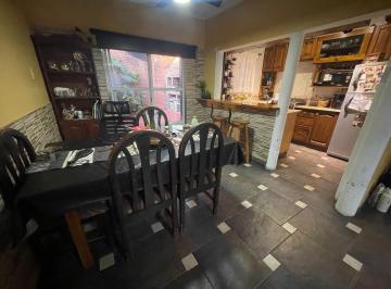 Casa · 214m² · 5 Ambientes · Casa 5 Amb + Gran Monoamb Independiente 303 m
