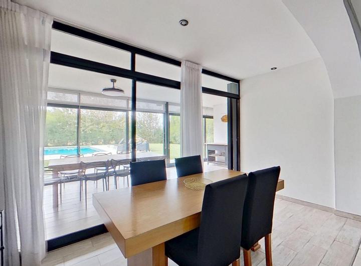 Casa · 191m² · 4 Ambientes · 1 Cochera