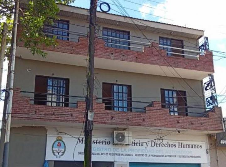 Local comercial · 240m²