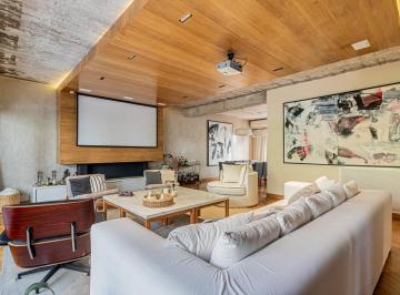 Departamento · 198m² · 4 Ambientes · 1 Cochera · Venta • Belgrano • Piso • 4 Ambientes • Cochera