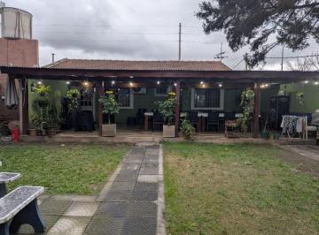 Casa · 85m² · 4 Ambientes · Casa - Benavidez