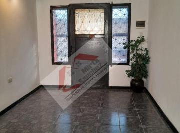Departamento de 2 ambientes, Berazategui · Departamento de 50 m² con 2 Dorm. en Alquiler en Berazategui