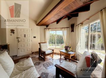 Casa · 200m² · 9 Ambientes · 2 Cocheras · Casa en Venta Valle Hermoso 3 Dorm. con Pileta