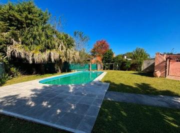 Quinta vacacional · 116m² · 2 Dormitorios · Oportunidad - Hermosa Casa Quinta en Sauce Viejo