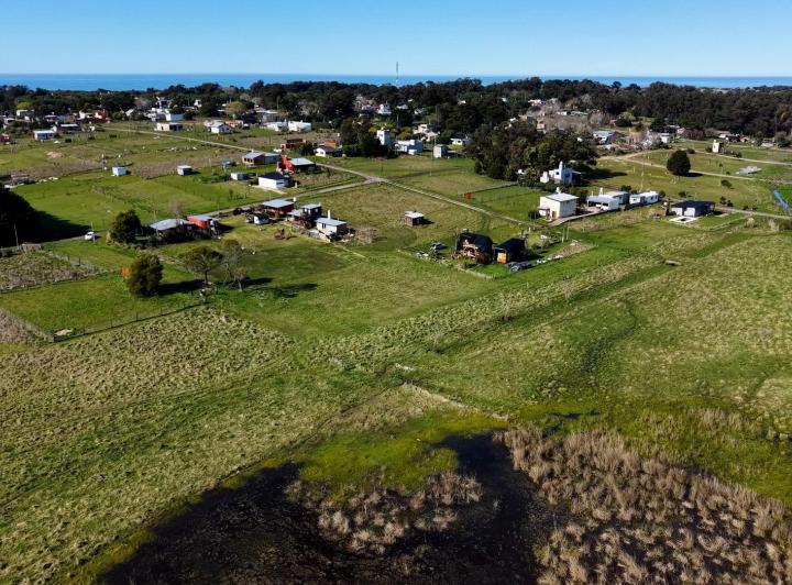 Terreno · 893m²