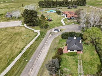 Casa · 120m² · 4 Ambientes · Casa - Aero Country Club
