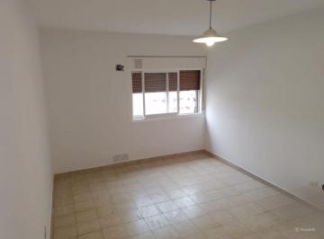 Departamento de 3 ambientes, Rosario · Alquiler - Depto 2 Dorm.. Patio con Parrilleros - Unr Derecho - Cordoba y Oroño
