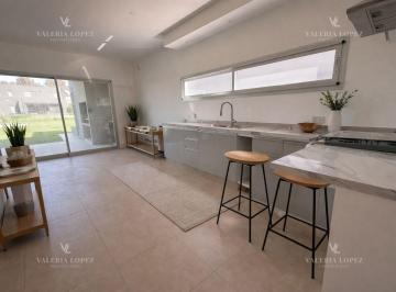 Casa · 180m² · 5 Ambientes · 3 Cocheras · Casa en Venta en Altos de Campo Grande, Pilar, G. B. a. Zona Norte