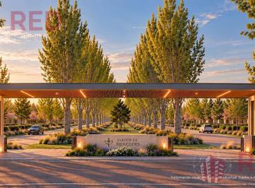 Terreno · 295m² · Vende Lotes en Barrio Jardín de Mercedes