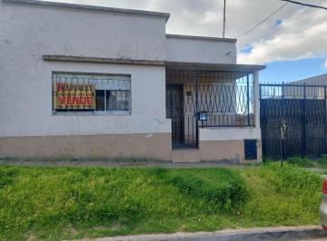 Casa de 3 ambientes, Quilmes · Se Vende Casa en Bernal