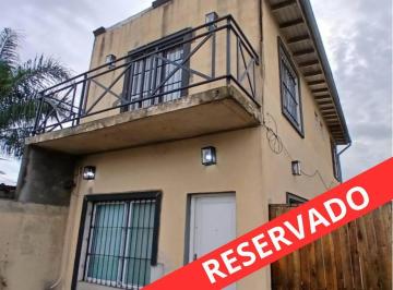Departamento · 80m² · 4 Ambientes · 1 Cochera · Duplex en Alquiler C/ Entrada de Auto
