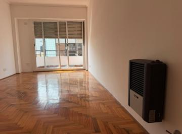Departamento · 43m² · 2 Ambientes · Departamento en Alquiler 2 Amb. con Lav. Balcón