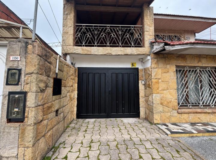 Local comercial · 200m² · 3 Cocheras