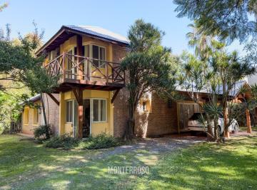 Casa · 263m² · 5 Ambientes · Casa Chalet en Venta en Quilmes Oeste, Quilmes, G. B. a. Zona Sur