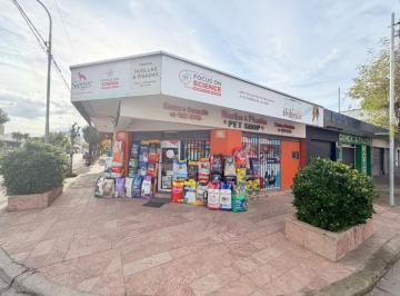 Local comercial · 38m² · Local + Fondo de Comercio - 12 de Octubre