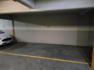 Garage · 12m² · Venta de 4 Espaciosas Cocheras Fijas y Cubiertas. Excelente Ubicación