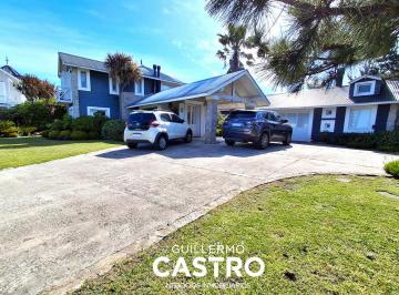 Casa de 4 ambientes, Chapadmalal · Chalet Premium Frente Al Mar en Chapadmalal – Barrio Santa Isabel