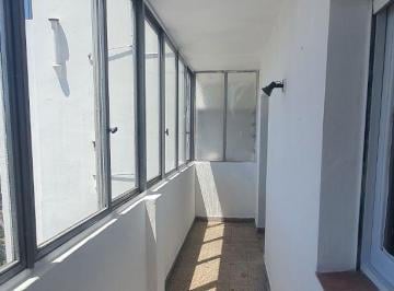 Departamento de 2 ambientes, Floresta · Venta. Departamento 2 Ambientes - Flores - Balcón. Luminoso. Amplio. Sol Directo. Apto Credito