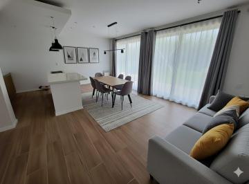 Casa · 110m² · 4 Ambientes · 1 Cochera · City Bell Excelente Duplex en Venta - 20 Pellegrini y Güemes 2/3 Dorm.
