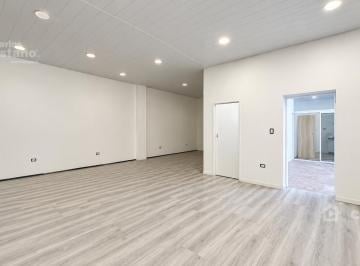 Local comercial · 16m² · 2 Ambientes · Excelente Local a Estrenar a Media Cuadra de Av Maipú