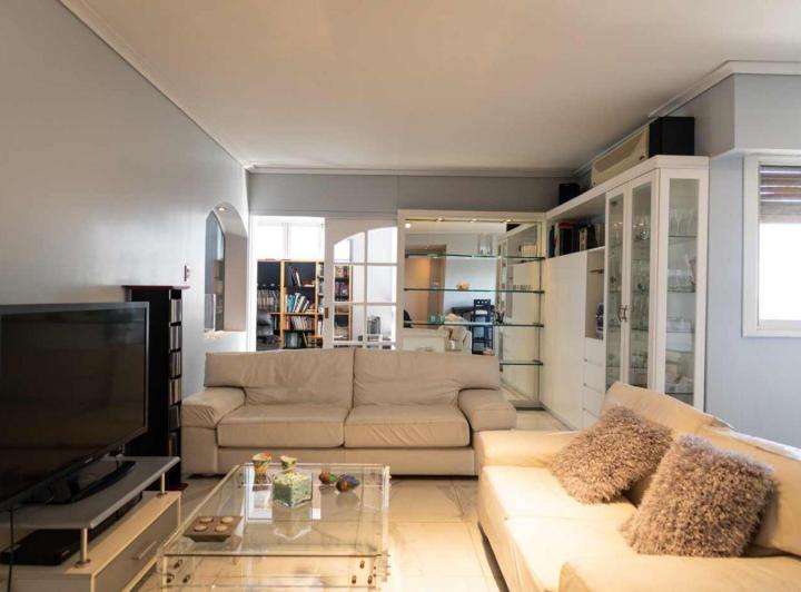 Departamento · 159m² · 6 Ambientes · 1 Cochera
