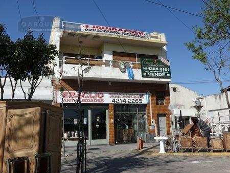 Local comercial · 850m²